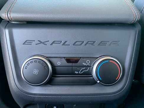 New 2025 Ford Explorer Active image 16