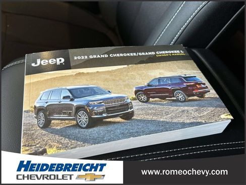 Used 2022 Jeep Grand Cherokee L Laredo w/ Luxury Tech Group I AWD/4WD image 29