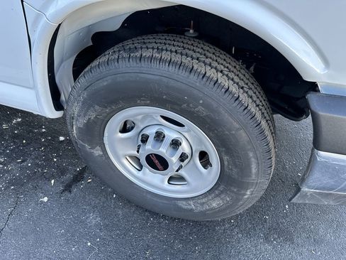 New 2025 GMC Savana 3500 w/ Power Convenience Package image 10