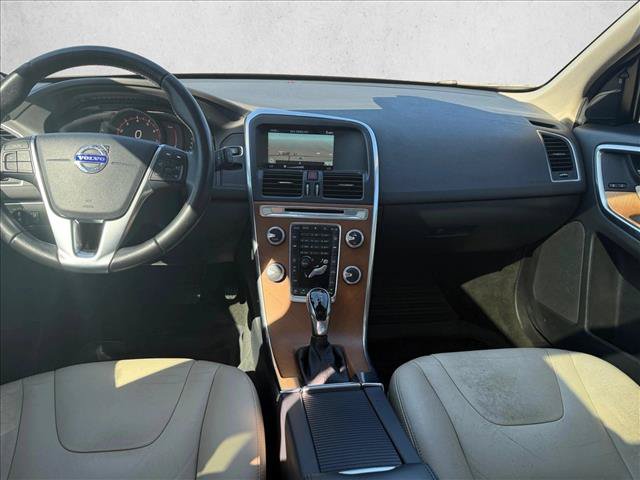 Used 2017 Volvo XC60 T5 Inscription w/ Preferred Option Package FWD image 20