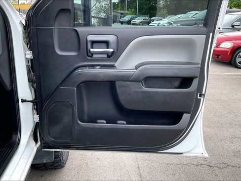 Used 2018 Chevrolet Silverado 3500 W/T AWD/4WD image 25