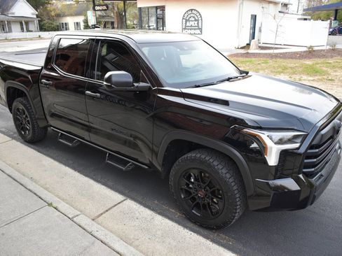 Used 2023 Toyota Tundra SR5 w/ SR5 Convenience Package image 43