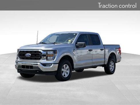 Used 2023 Ford F150 XLT w/ Trailer Tow Package image 9