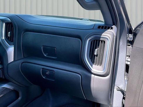 Used 2021 Chevrolet Silverado 1500 LTZ AWD/4WD image 13