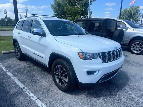 Used 2019 Jeep Grand Cherokee Limited AWD/4WD image 2