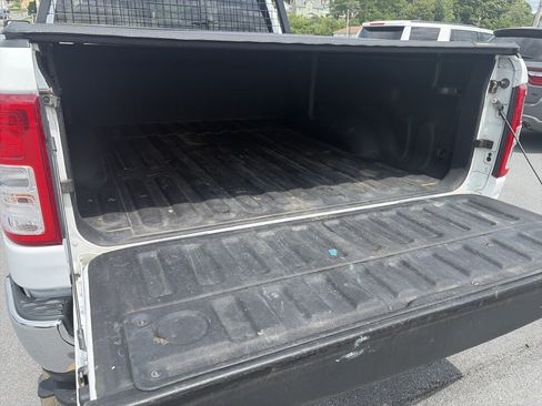 Used 2021 RAM 1500 Big Horn AWD/4WD image 17