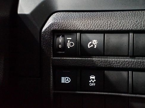 Certified 2025 Toyota Tacoma SR image 23