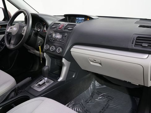 Used 2015 Subaru Forester 2.5i Premium w/ All-Weather Package AWD/4WD image 15