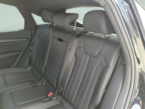 Used 2023 Audi Q5 2.0T Premium Plus w/ Premium Plus Package image 29