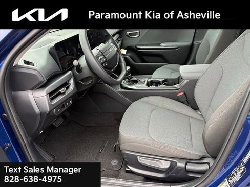 New 2025 Kia K4 LXS image 15