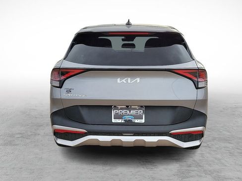 Used 2023 Kia Sportage LX image 9