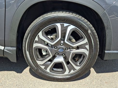 Used 2023 Subaru Ascent Touring AWD/4WD image 8