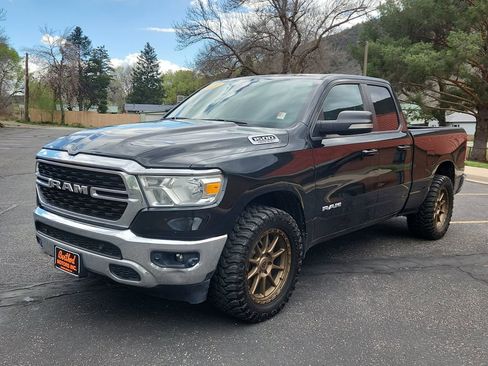 Used 2022 RAM 1500 Big Horn AWD/4WD image 4