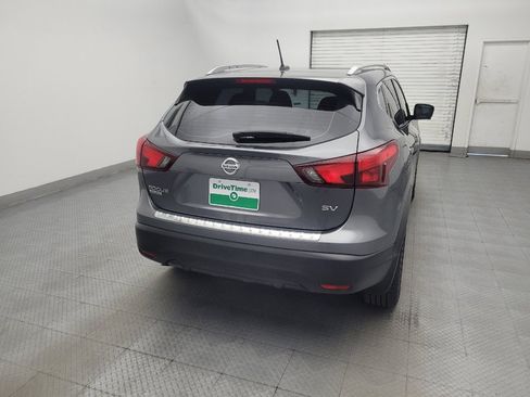 Used 2018 Nissan Rogue Sport SV w/ SV Technology Package FWD image 7