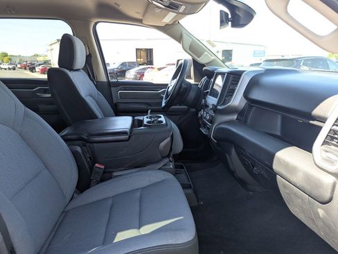 Used 2020 RAM 1500 Big Horn AWD/4WD image 35