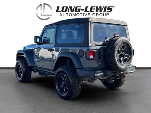 Used 2021 Jeep Wrangler Sport image 4