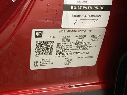 Certified 2025 Cadillac Lyriq Luxury w/ LPO, Floor Liner Package image 31