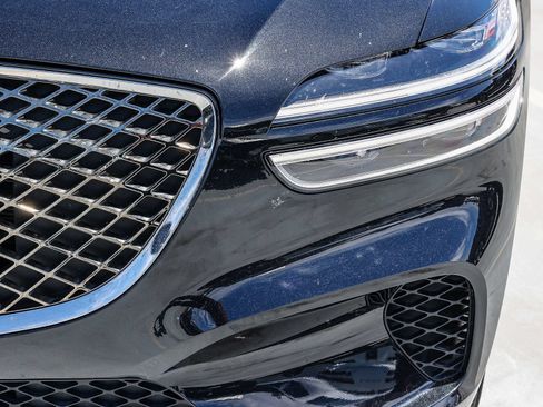 Used 2025 Genesis GV70 2.5T AWD/4WD image 10