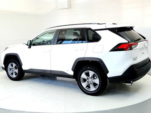 Certified 2025 Toyota RAV4 XLE w/ Weather Package AWD/4WD image 4