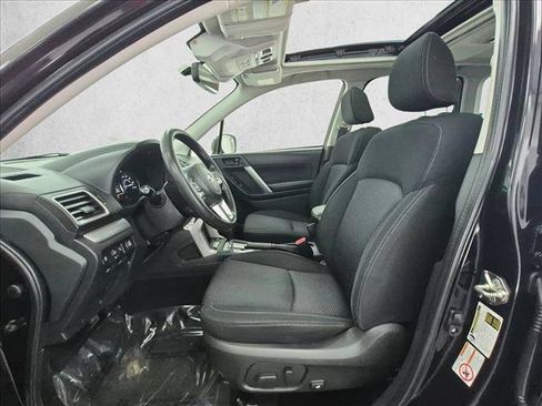 Used 2017 Subaru Forester 2.5i Premium AWD/4WD image 17