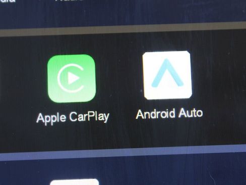 Used 2023 Volvo XC40 B5 Plus w/ Protection Package Premier image 45