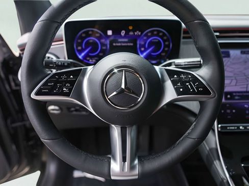 Used 2025 Mercedes-Benz EQE 350+ SUV image 15