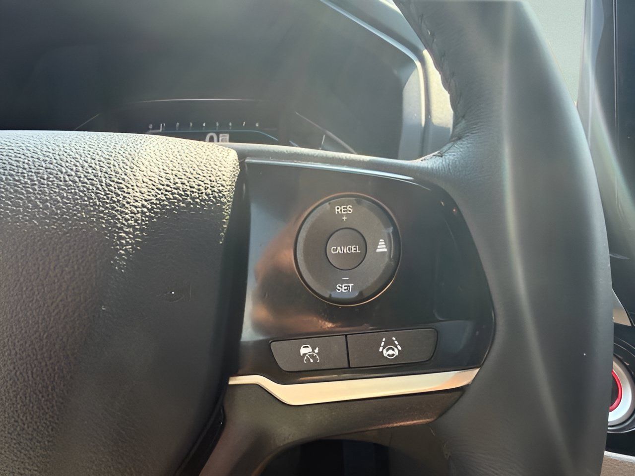 Used 2023 Honda Odyssey Touring image 23