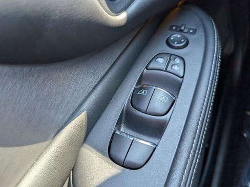 Used 2020 Nissan Murano SL w/ Moonroof Package image 37