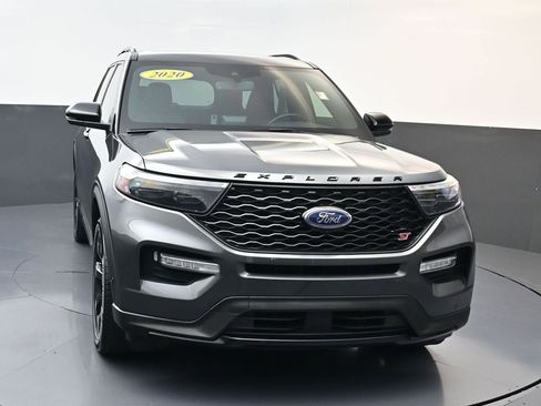 Used 2020 Ford Explorer ST w/ ST Street Pack image 8