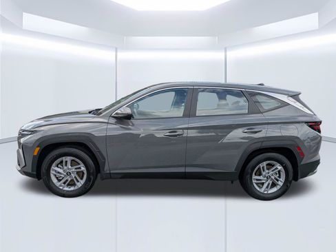 Certified 2026 Hyundai Tucson SE FWD image 7