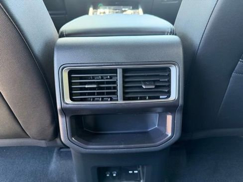 New 2026 Volkswagen Atlas Cross Sport SE FWD image 8