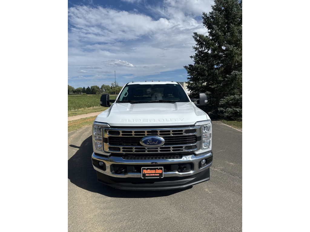 Used 2026 Ford F350 XLT AWD/4WD image 3