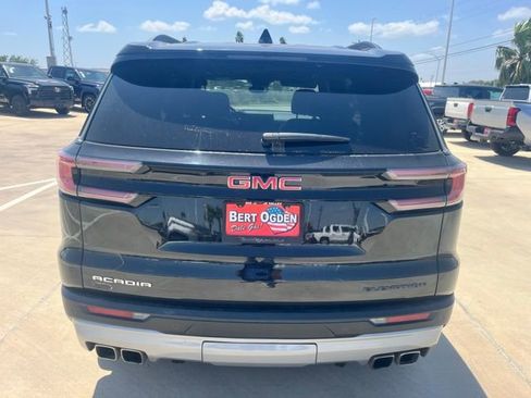Used 2024 GMC Acadia Elevation w/ Luxury Package image 5