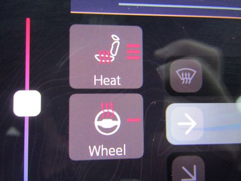 Used 2023 Jeep Grand Cherokee L Laredo image 27