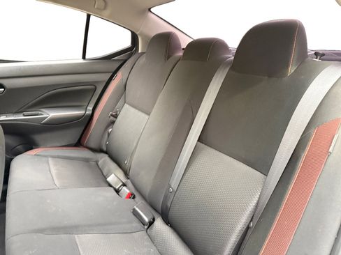 Used 2021 Nissan Versa SR image 13