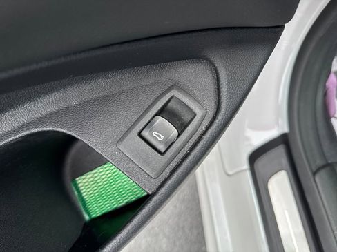 Used 2025 BMW 430i Convertible image 14