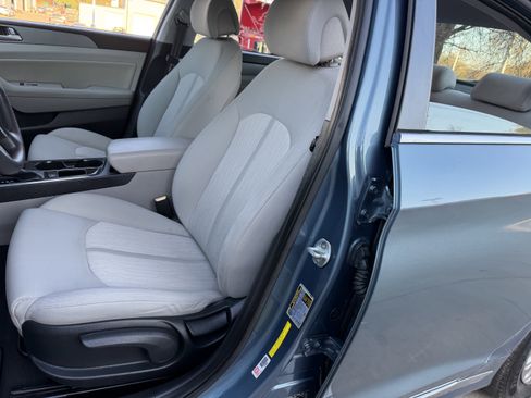Used 2016 Hyundai Sonata SE image 19