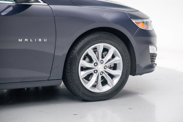 Used 2025 Chevrolet Malibu LT FWD image 8