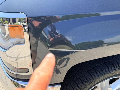 Used 2018 Chevrolet Silverado 1500 LT w/ Texas Edition RWD image 10