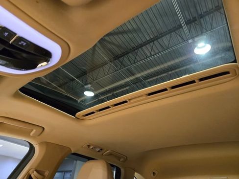 Used 2012 Porsche Cayenne AWD/4WD image 29