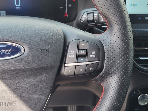 Certified 2025 Ford Escape ST-Line w/ Tech Pack #1 image 29