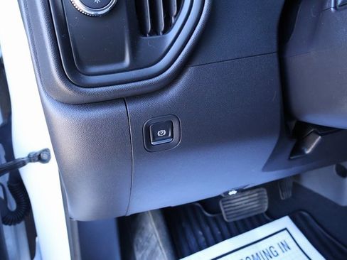 Certified 2024 GMC Sierra 1500 Pro w/ Pro Value Package image 19