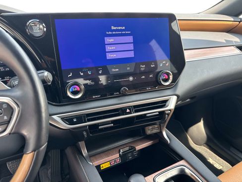 Certified 2025 Lexus RX 350 Premium Plus w/ Accessory Package (Z1) FWD image 26