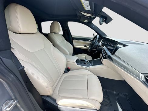 Certified 2024 BMW i4 eDrive35 w/ Convenience Package RWD image 28
