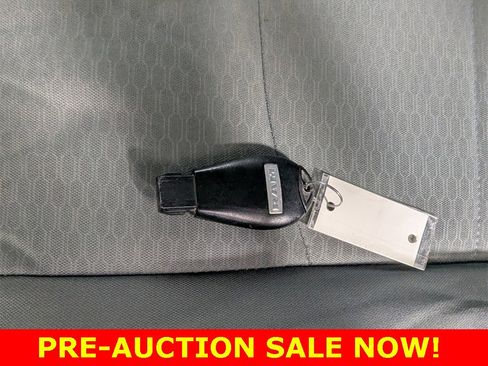 Used 2014 RAM 1500 Classic SLT image 25