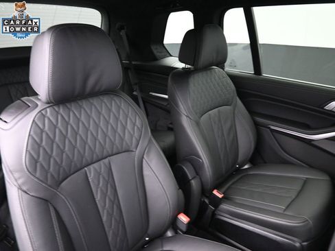 Certified 2025 BMW X7 xDrive40i w/ Executive Package image 26