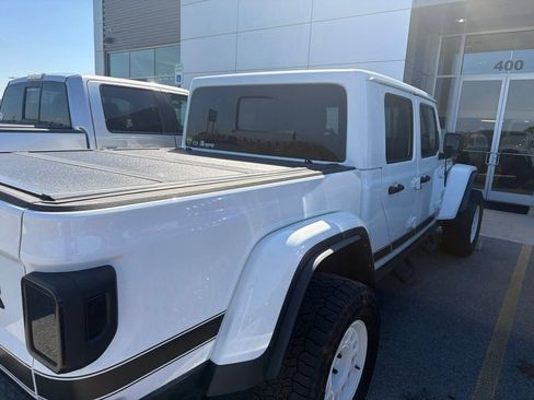 Used 2022 Jeep Gladiator Rubicon w/ Trailer Tow Package AWD/4WD image 23