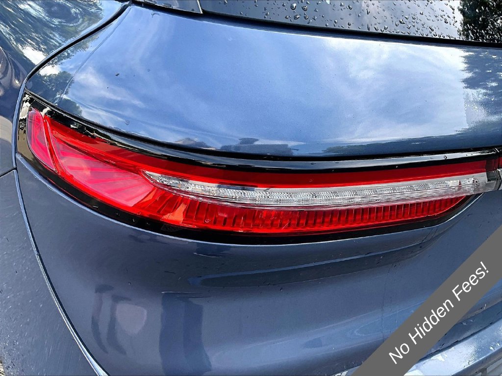 Used 2022 Lincoln Corsair AWD w/ Premium Package image 25