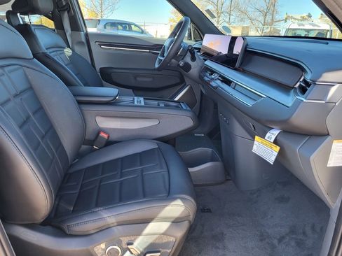 New 2026 Kia EV9 Land image 13