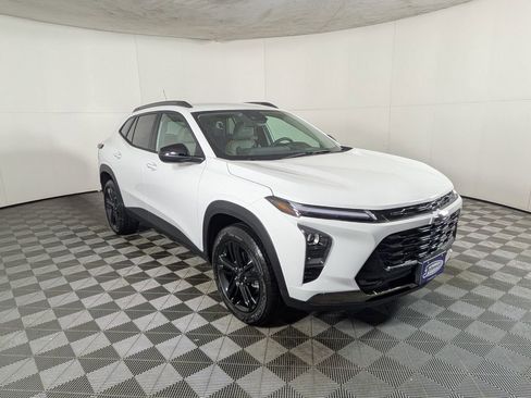 New 2026 Chevrolet Trax ACTIV w/ Driver Confidence Package image 5